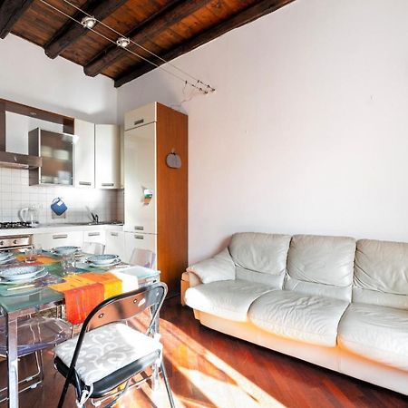 Porta Romana & Bocconi Cosy Apartment Мілан Екстер'єр фото